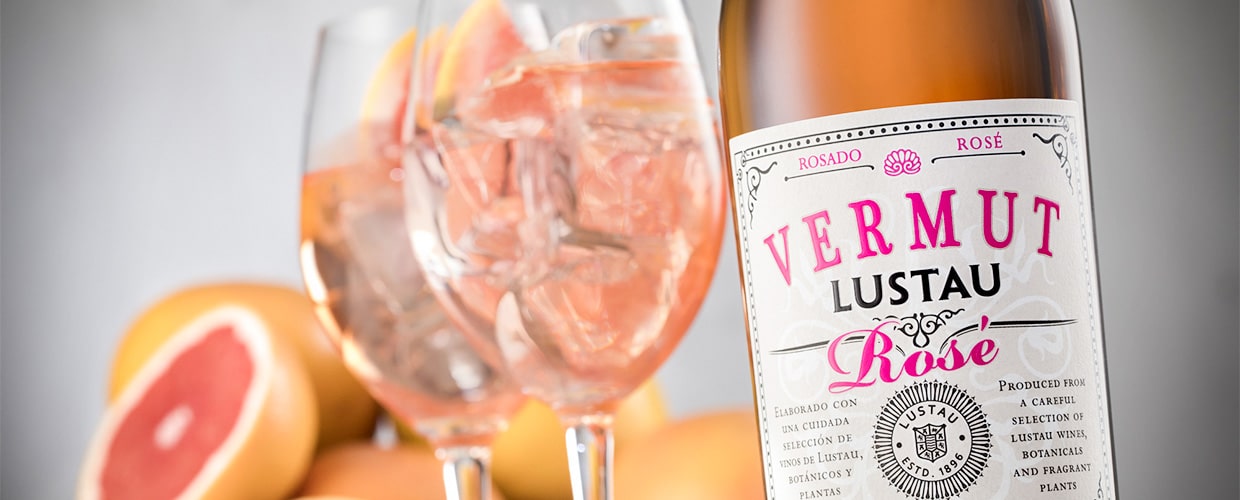 Lustau vermouth rose